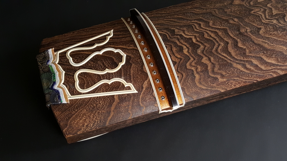 厳選中古品 琴）くり甲琴・玉縁象牙巻 WKT-TKOTO24【和楽器市場・本館】