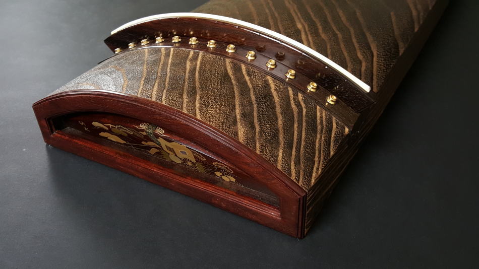 厳選中古品 琴）くり甲琴・玉縁紅木巻 WKT-TKOTO18【和楽器市場・本館】