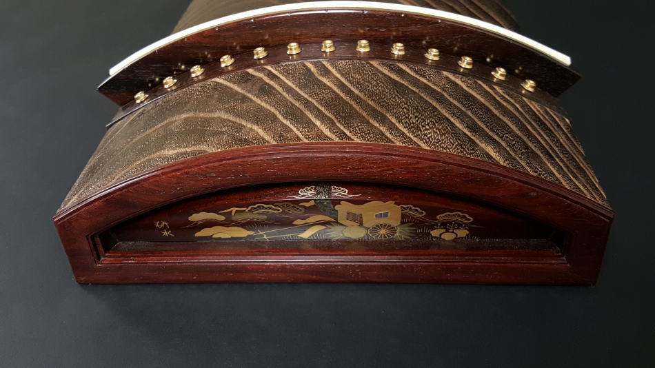 厳選中古品 琴）くり甲琴・玉縁紅木巻 WKT-TKOTO18【和楽器市場・本館】